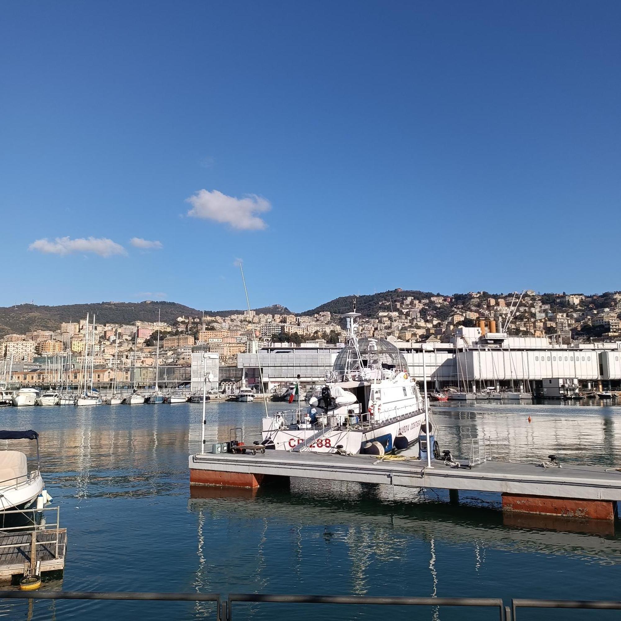 Appartamento Pietra Di Mare, Porto Antico Генуя Экстерьер фото